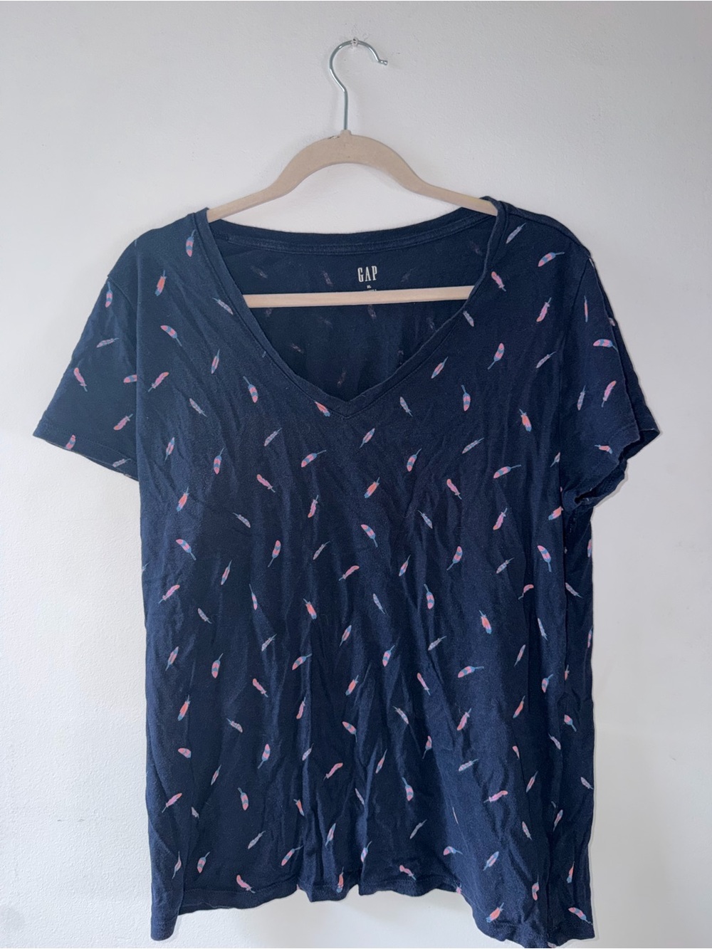GAP Navy V-Neck Tee with Pink Feather Motif